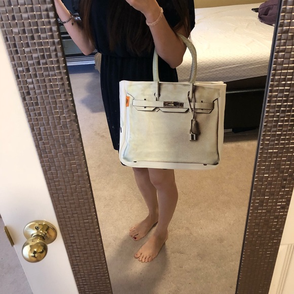 100% authentic Banane Taipei canvas tote bag - Picture 7 of 7